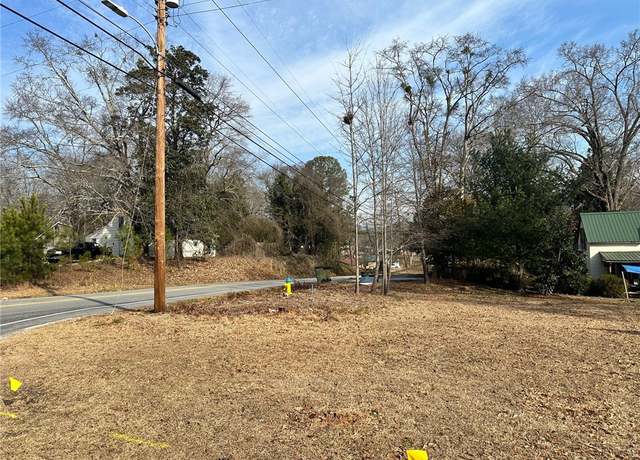 Property at 804 W North Broad St, Walhalla, SC 29691