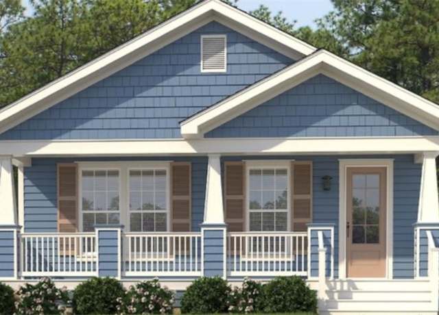 Property at 132 Grandview Dr, Easley, SC 29640, 3 beds, 2 baths