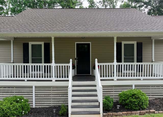 Property at 15009 Beacon Ridge Dr, Seneca, SC 29678, 3 beds, 3 baths