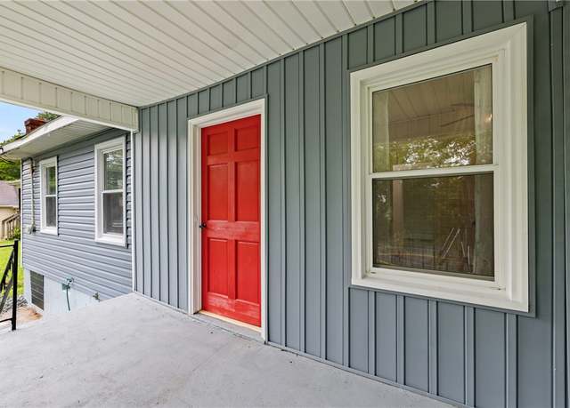 Property at 905 E South 2nd St, Seneca, SC 29679, 2 beds, 1 bath