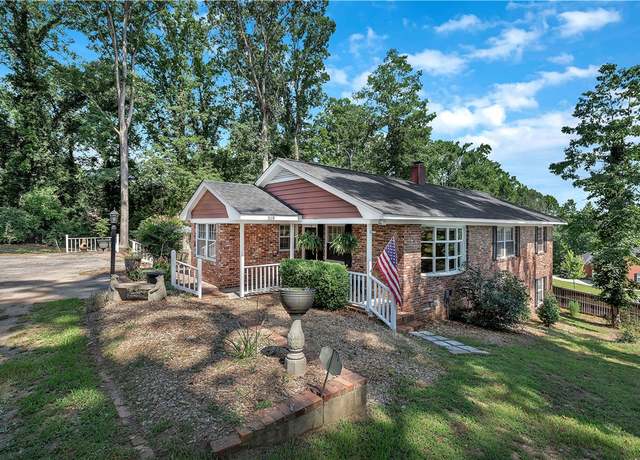 Property at 519 Smithmore St, Anderson, SC 29621, 3 beds, 2 baths