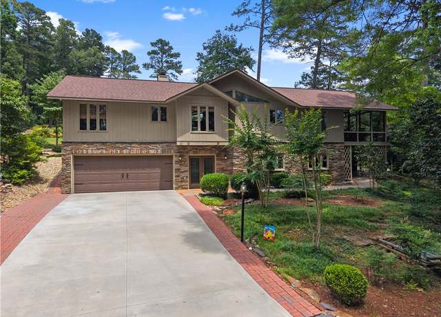 Property at 3 Windward Ct, Salem, SC 29676, 3 beds, 3 baths