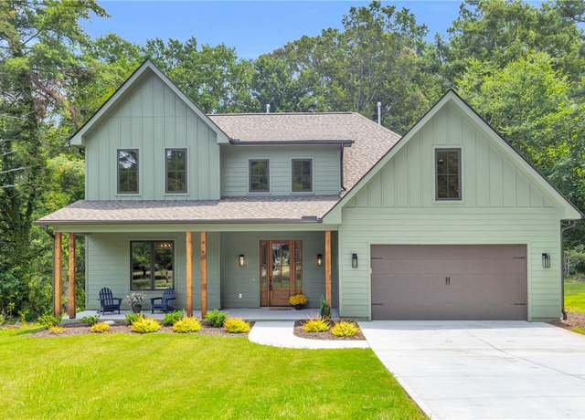 Property at 214 Highland Dr, Clemson, SC 29631, 4 beds, 3.5 baths