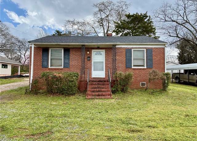 Property at 710 Greenville St, Pendleton, SC 29670, 2 beds, 1 bath