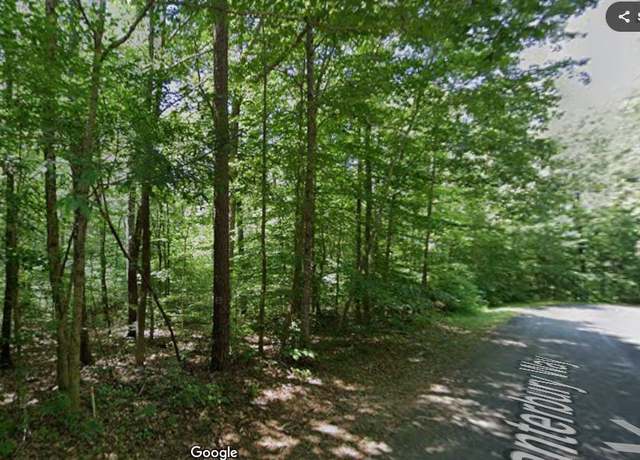Property at 921 Canterbury Way, Westminster, SC 29693