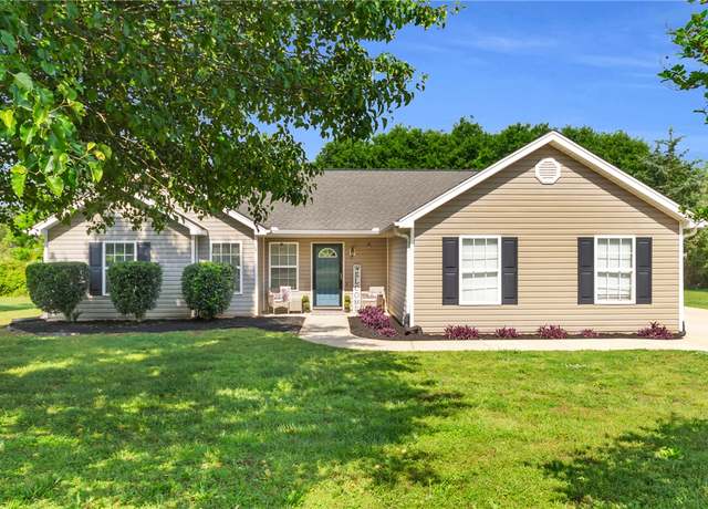 Property at 113 Yellow Pine Dr, Anderson, SC 29626, 3 beds, 2 baths