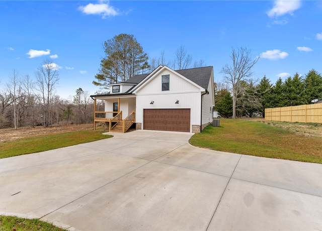 Property at 704 Sherwood Ave, Honea Path, SC 29654, 3 beds, 2 baths