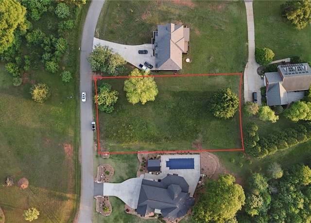 Property at 1002 Fallon Ln, Anderson, SC 29625