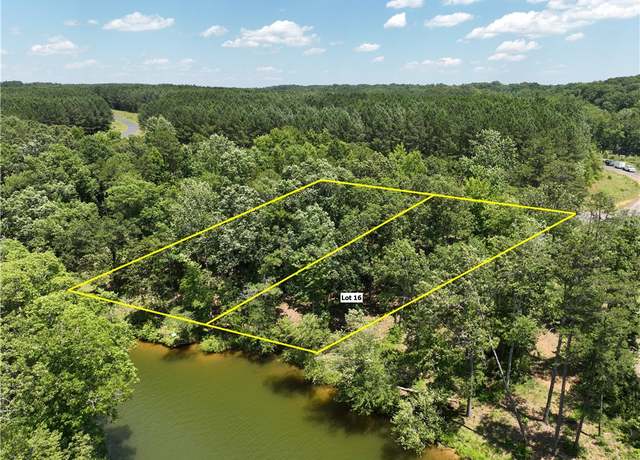 Property at 44 Creekpoint Dr, Abbeville, SC 29620