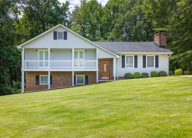 Property at 404 S Old Mill Rd, Seneca, SC 29678, 4 beds, 3 baths
