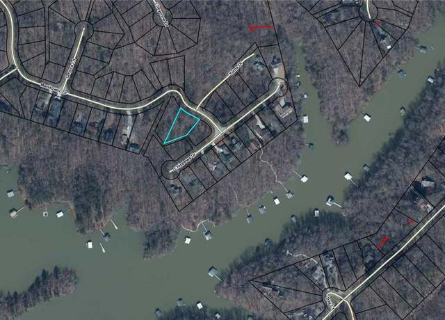 Property at 1760 Manitowoc Dr, Westminster, SC 29693