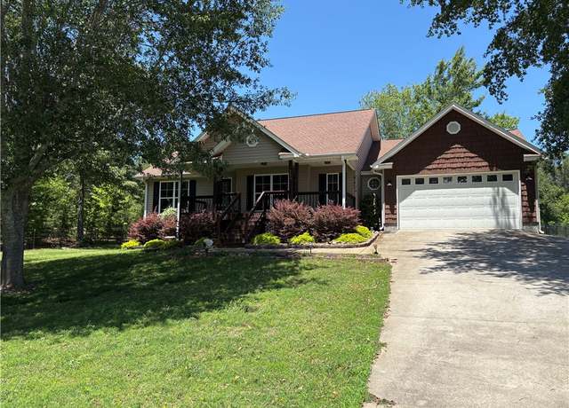Property at 115 Morgan Rd, West Union, SC 29696, 3 beds, 2 baths