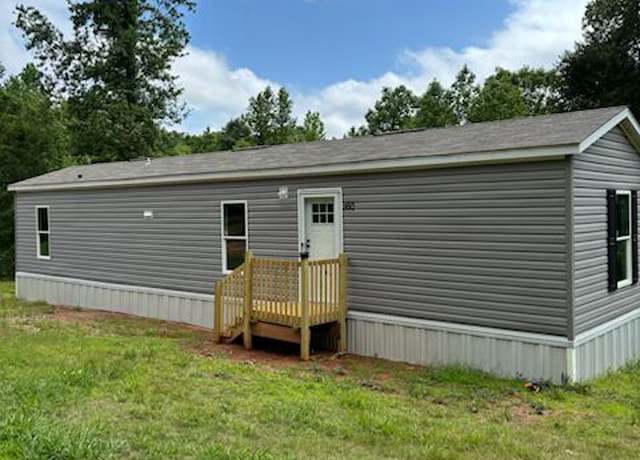 Property at 160 Sweetbriar Trl, Westminster, SC 29693, 2 beds, 2 baths
