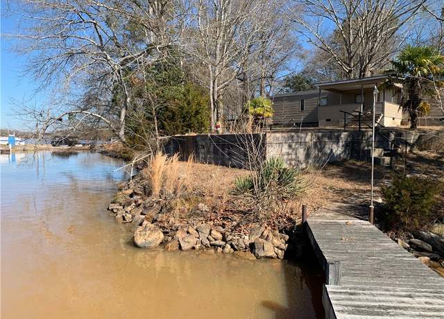 Property at 1143 Jets Landing Rd Rd, Abbeville, SC 29620, 2 beds, 1 bath