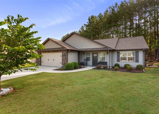 Property at 311 Buchanan Trl, Seneca, SC 29678, 3 beds, 2 baths