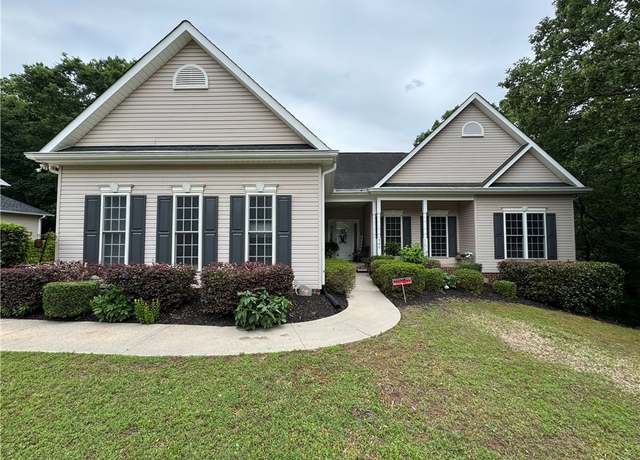 Property at 140 Steppingstone Way, Central, SC 29630, 4 beds, 3 baths