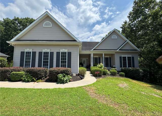 Property at 140 Steppingstone Way, Central, SC 29630, 4 beds, 3 baths