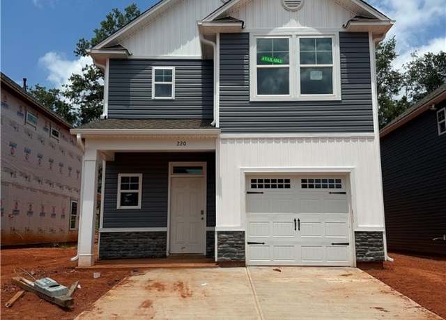Property at 220 Brown Cir, Easley, SC 29642, 3 beds, 2.5 baths