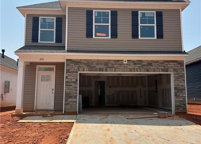 Property at 205 Brown Cir, Easley, SC 29642, 3 beds, 2.5 baths