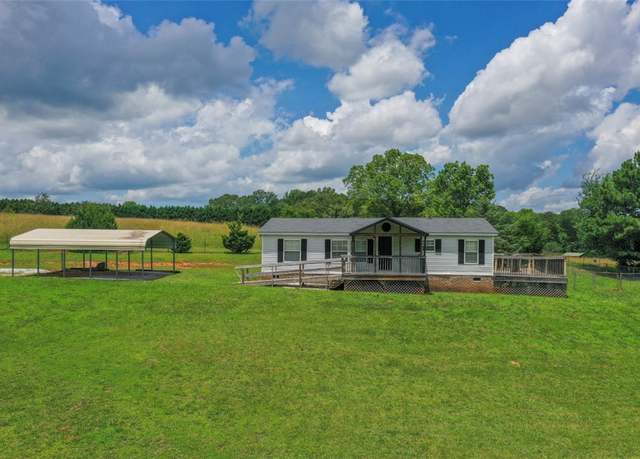Property at 142 Canter Ln, Anderson, SC 29625, 3 beds, 2 baths