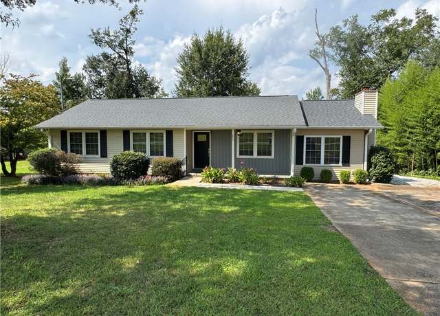 Property at 205 Daniel Ave, Seneca, SC 29678, 3 beds, 2 baths