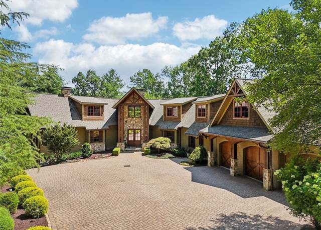 Property at 812 Lake View Ct, Salem, SC 29676, 5 beds, 7 baths