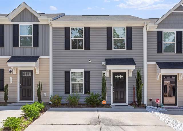 Property at 137 Nicklaus Dr, Anderson, SC 29621, 3 beds, 2.5 baths