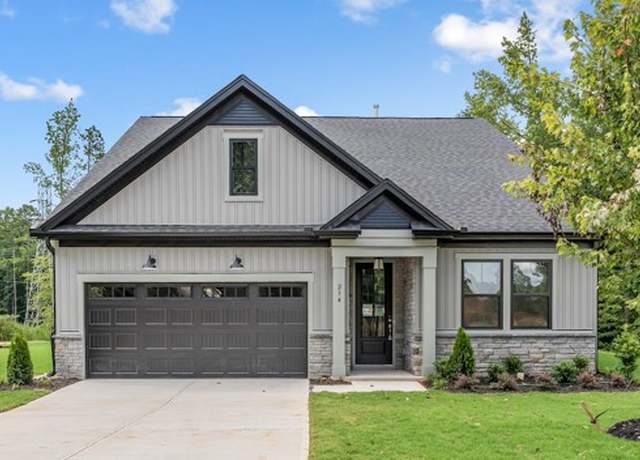 Property at 155 Palmer Ln, Westminster, SC 29693, 4 beds, 3 baths