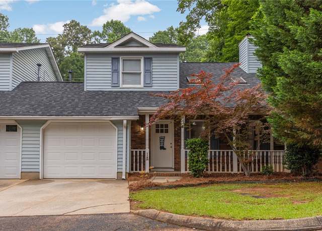 Property at 102 Rock Knoll Dr, Greenwood, SC 29649, 3 beds, 2.5 baths