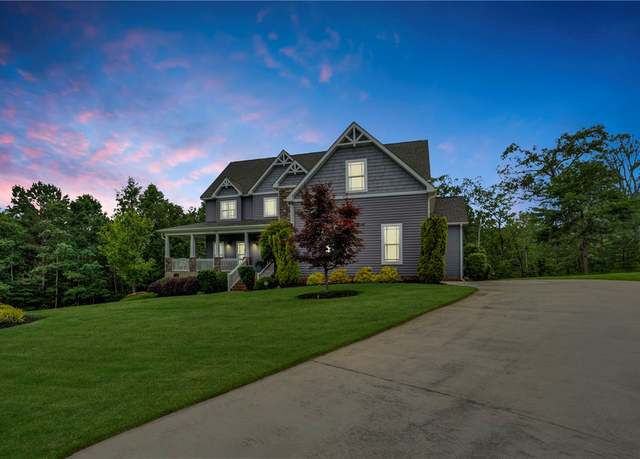 Property at 224 Silver Ridge Dr, Central, SC 29630, 5 beds, 4 baths