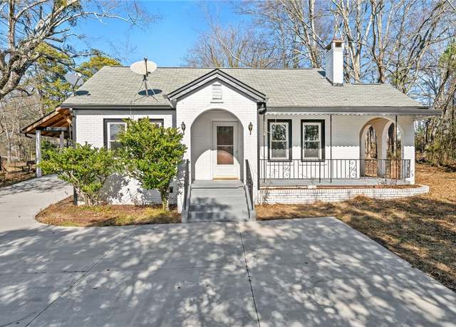 Property at 9208 Long Creek Hwy, Westminster, SC 29693, 3 beds, 2 baths