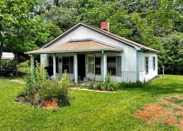 Property at 2309 Toccoa Hwy, Westminster, SC 29693, 2 beds, 1 bath
