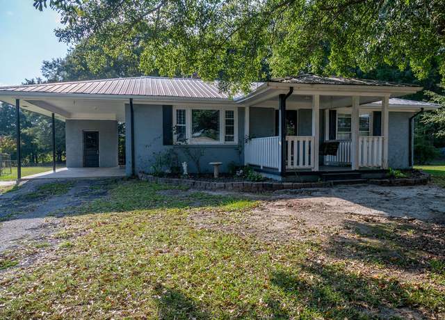 Property at 106 Torrington Rd, Walhalla, SC 29691, 3 beds, 1 bath