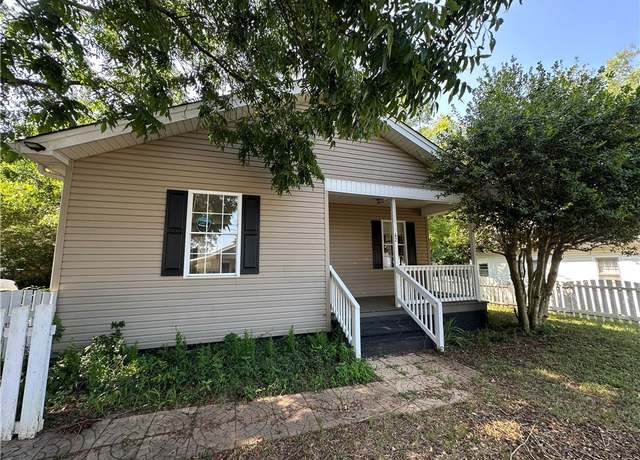 Property at 42 Sirrine St, Seneca, SC 29678, 3 beds, 2 baths