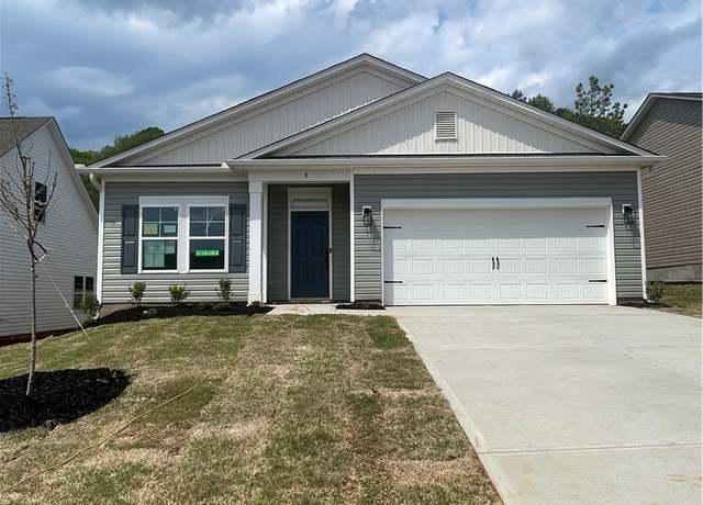 Property at 8 Halsey St, Central, SC 29630, 3 beds, 2.5 baths