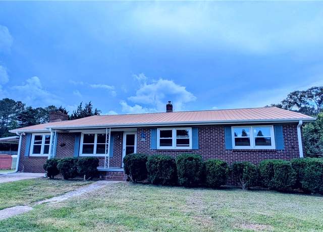 Property at 125 Chastain Rd, Central, SC 29630, 3 beds, 1 bath