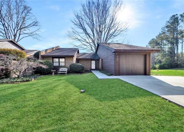 Property at 300 Downs Blvd, Clemson, SC 29631, 2 beds, 2 baths