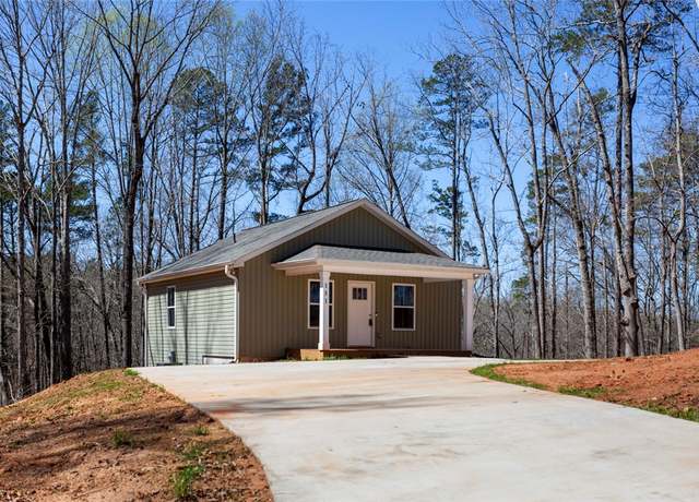 Property at 151 Nottingham Dr, Westminster, SC 29693, 2 beds, 1.5 baths