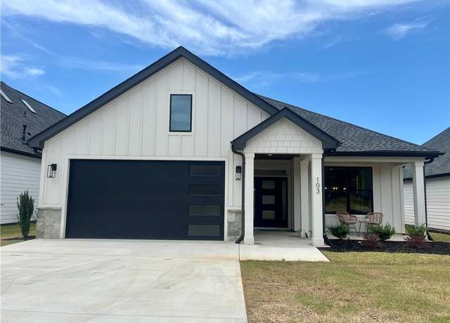 Property at 103 Wickers Ln, Clemson, SC 29631, 3 beds, 2 baths
