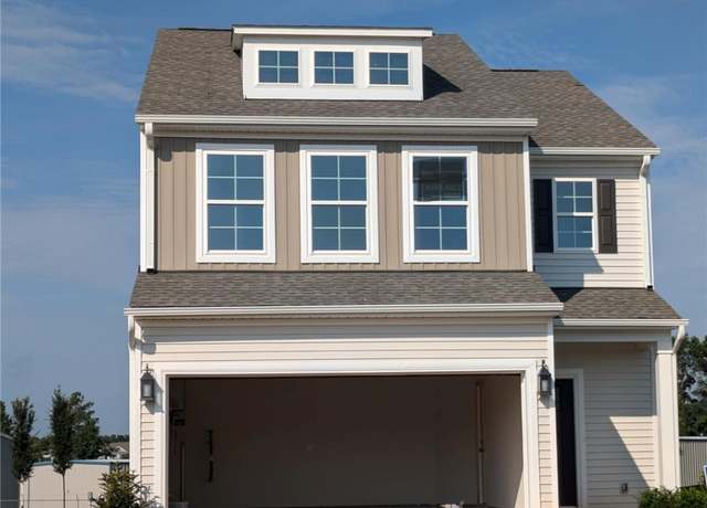 Property at 120 Cotesworth St, Pendleton, SC 29670, 4 beds, 2.5 baths