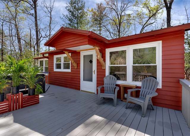 Property at 317 Knox Creek Rd, Tamassee, SC 29686, 2 beds, 1 bath