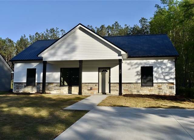 Property at 132 Sky Ln, Townville, SC 29689, 3 beds, 2 baths