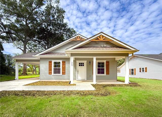 Property at 309 Code Cir, Seneca, SC 29678, 3 beds, 2 baths