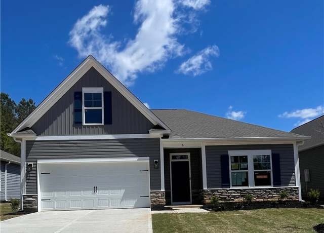 Property at 6 Sweetgrass St, Central, SC 29630, 4 beds, 2 baths