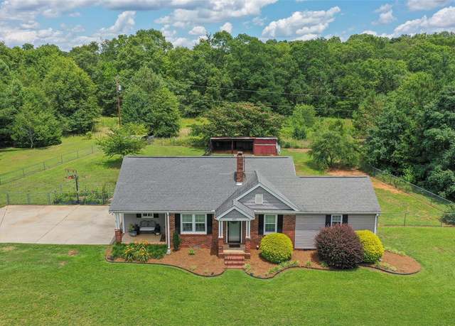 Property at 412 Singleton Rd, Anderson, SC 29625, 3 beds, 2 baths