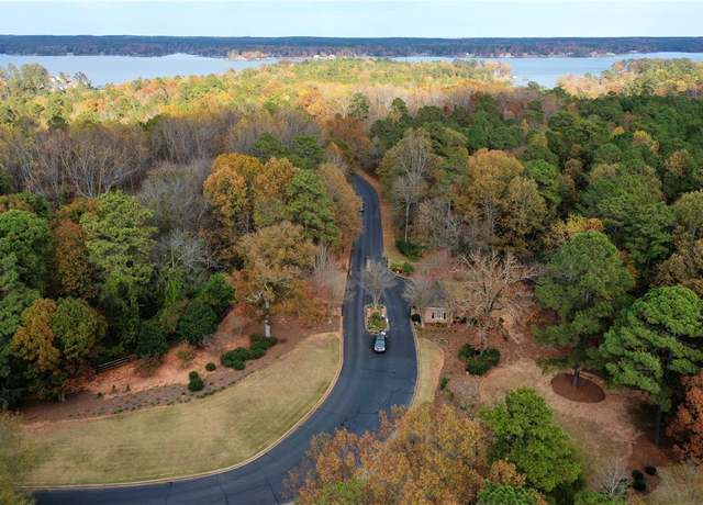 Property at 103 Regimental Ct, Ninety Six, SC 29666