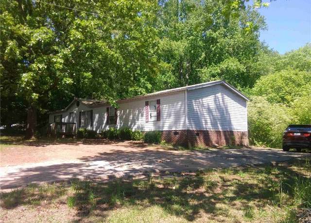Property at 202 Bertha Allen Rd, Westminster, SC 29693, 4 beds, 2 baths