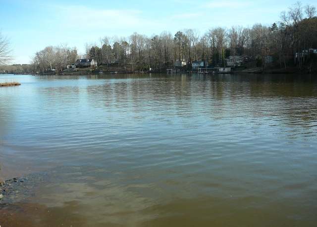 Property at 140 Waterside Dr, Iva, SC 29655