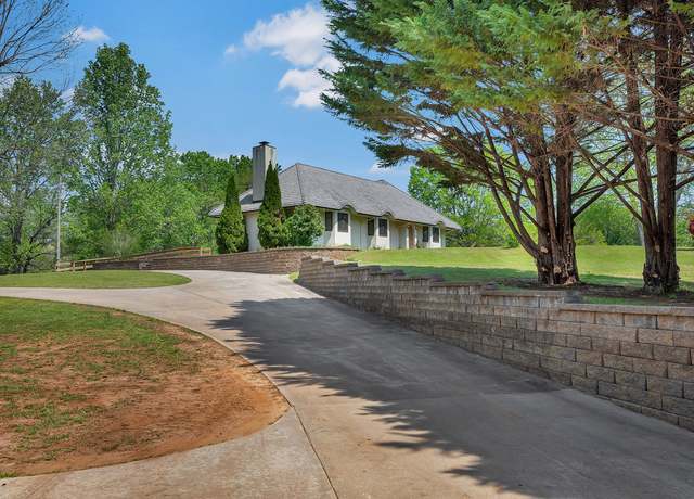 Property at 703 Burnt Tanyard Rd, Salem, SC 29676, 3 beds, 2.5 baths