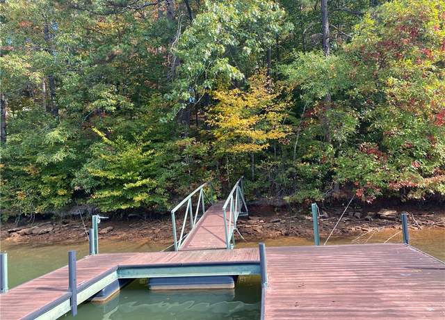 Property at 121 Waters Edge Ln, West Union, SC 29696